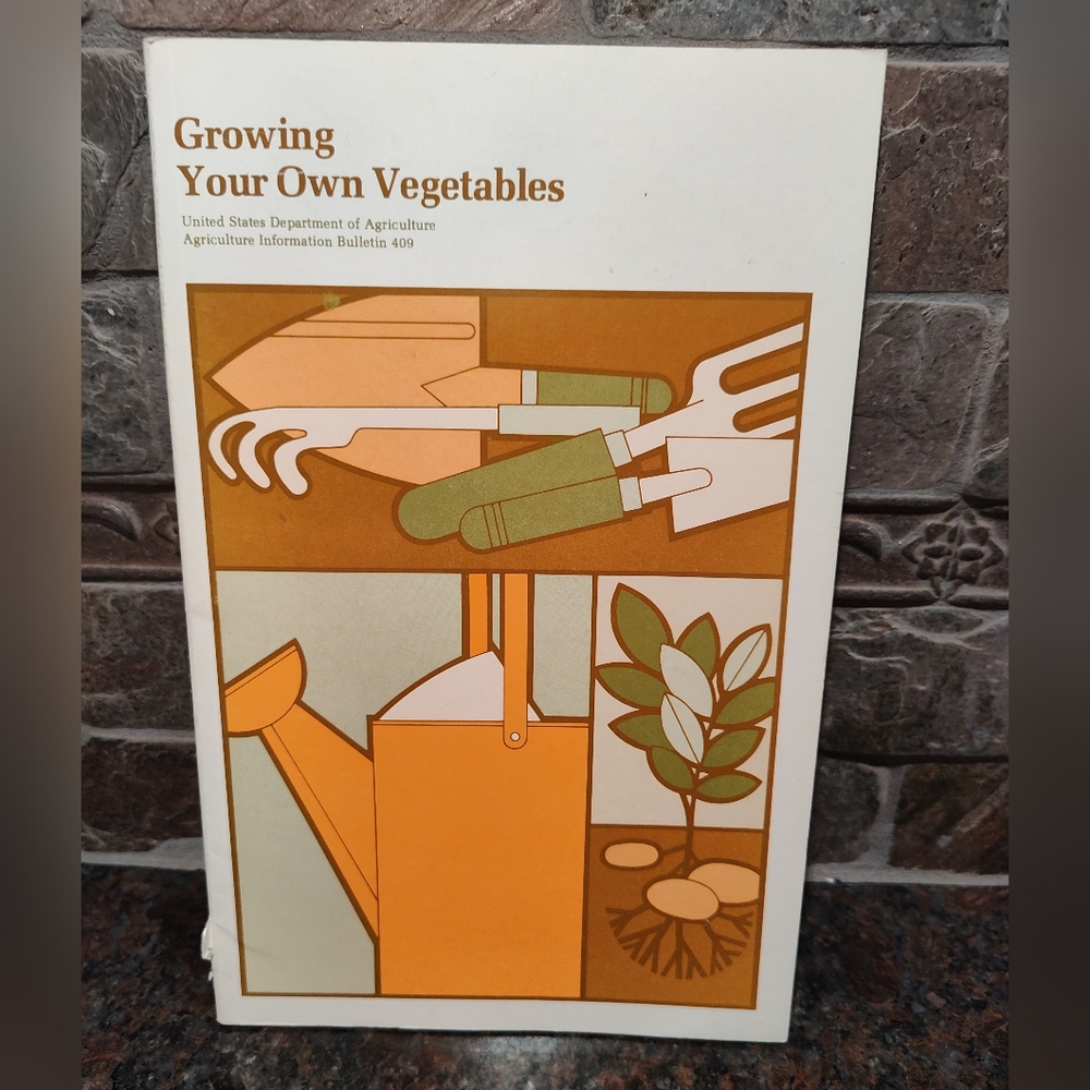Growing Your Own Vegetables Book, Softcover